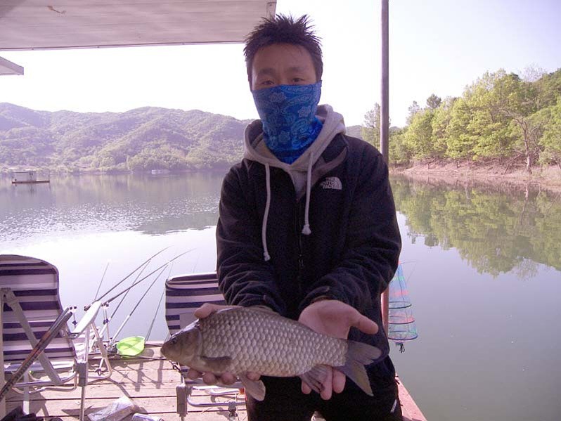 1305722447.jpg