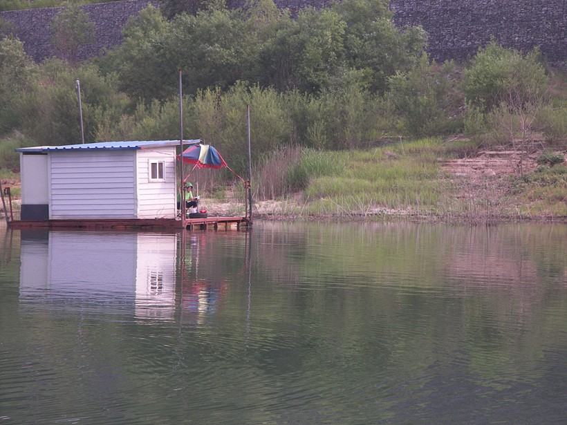 1309240599.jpg