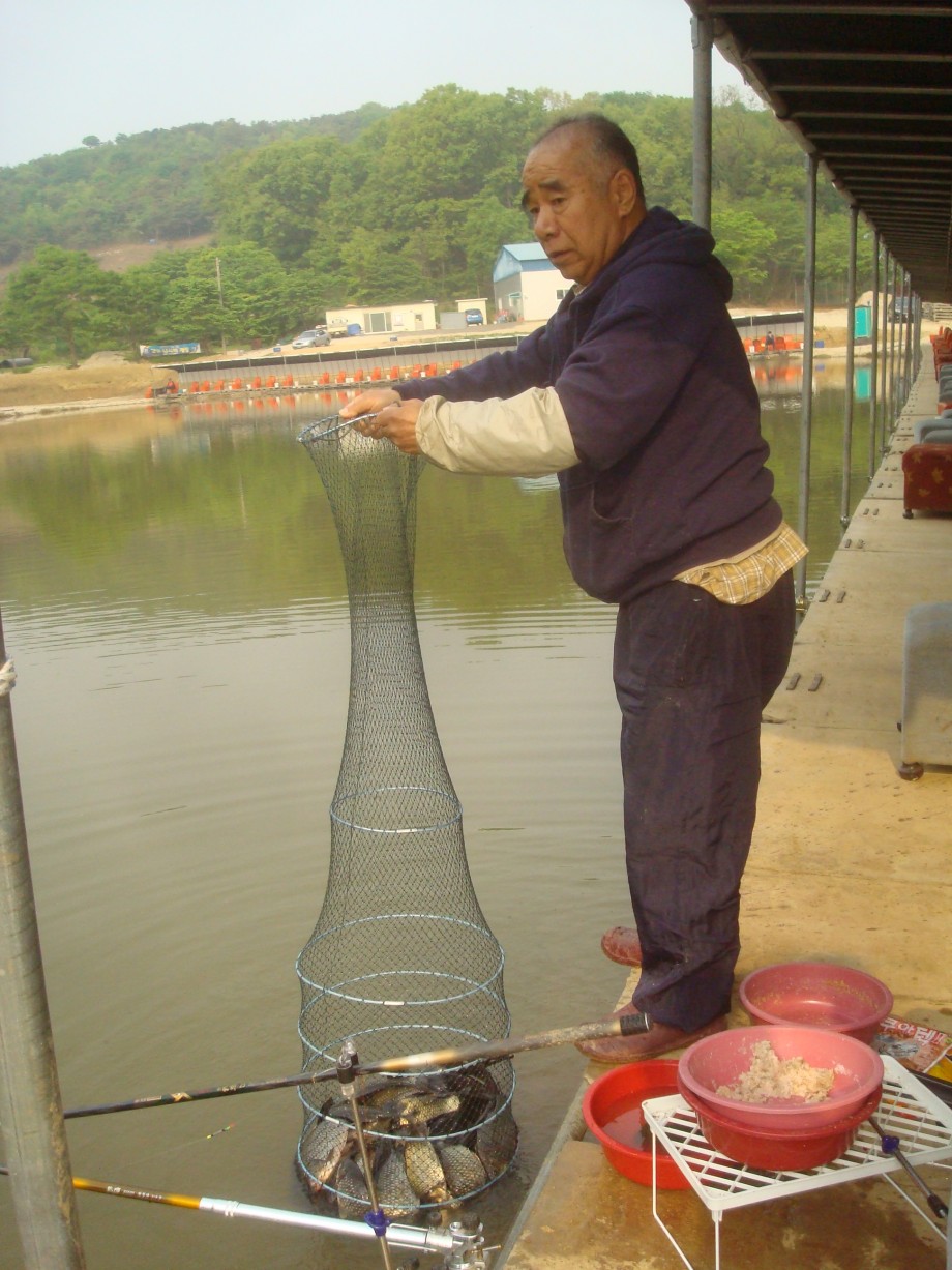 ~~~ 이건 머 손맛터인지 잡이터인지 쩝~~~