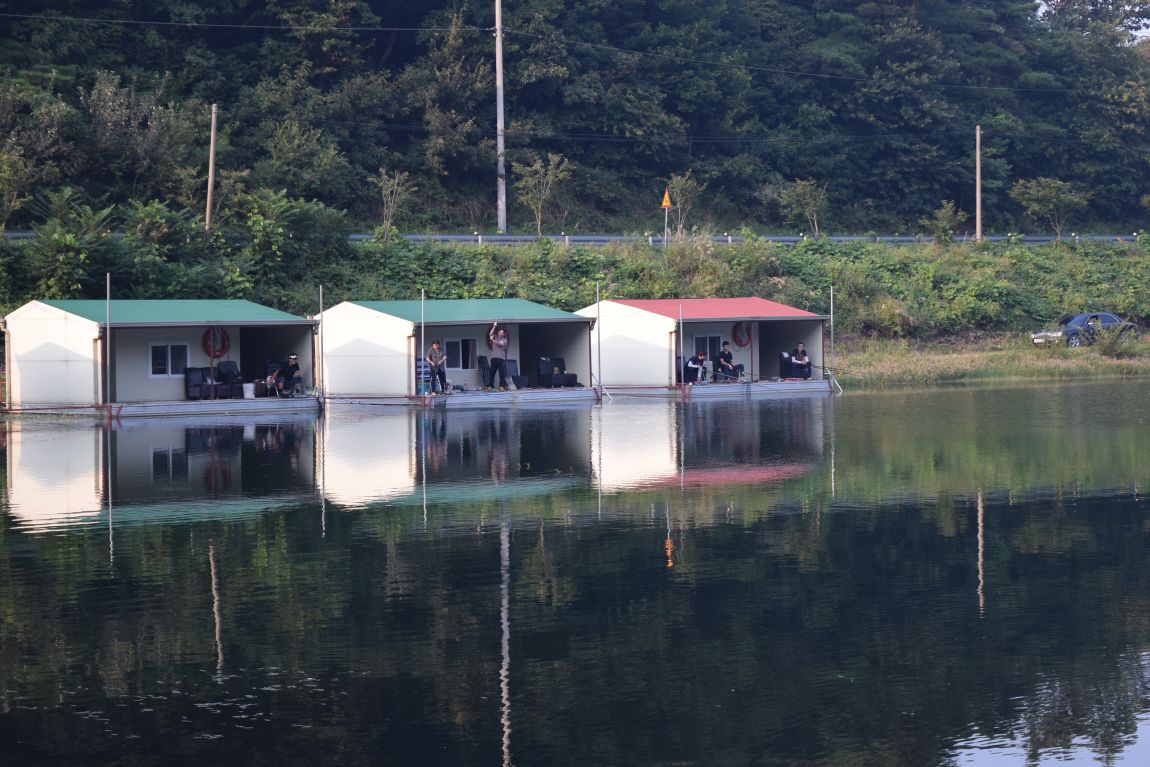 548.JPG
