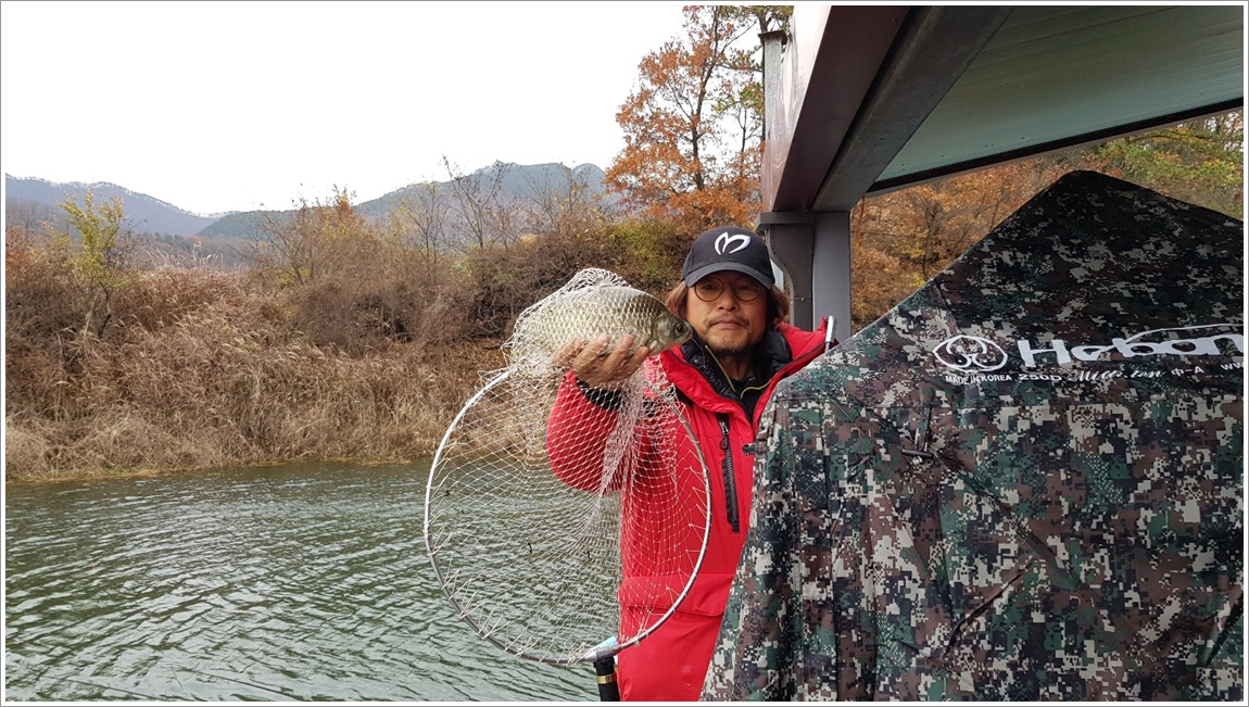 자동빵 월척붕어.jpg