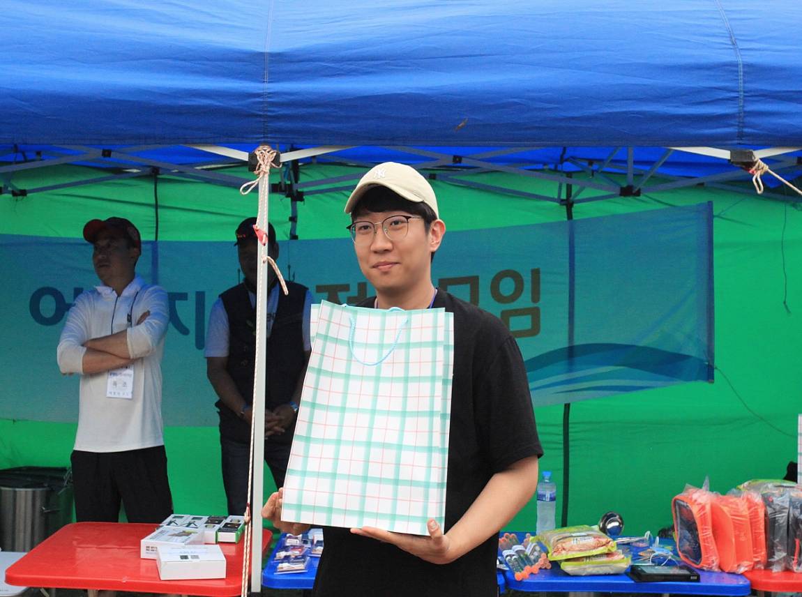 102.jpg