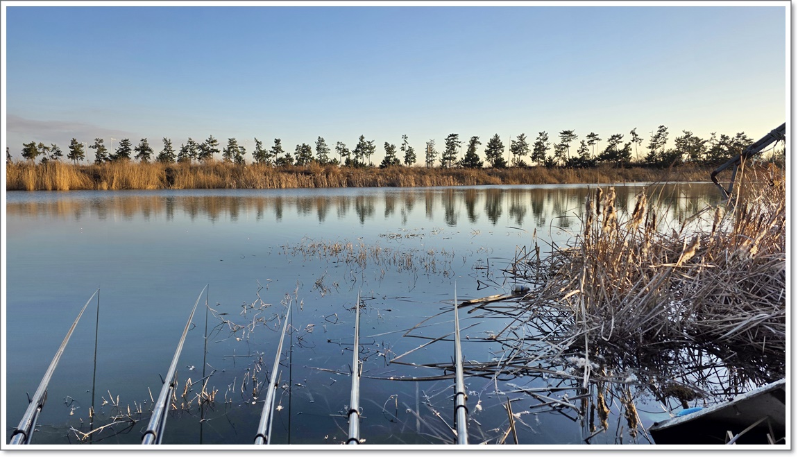 오른쪽 뗏장을 넘겨서.jpg