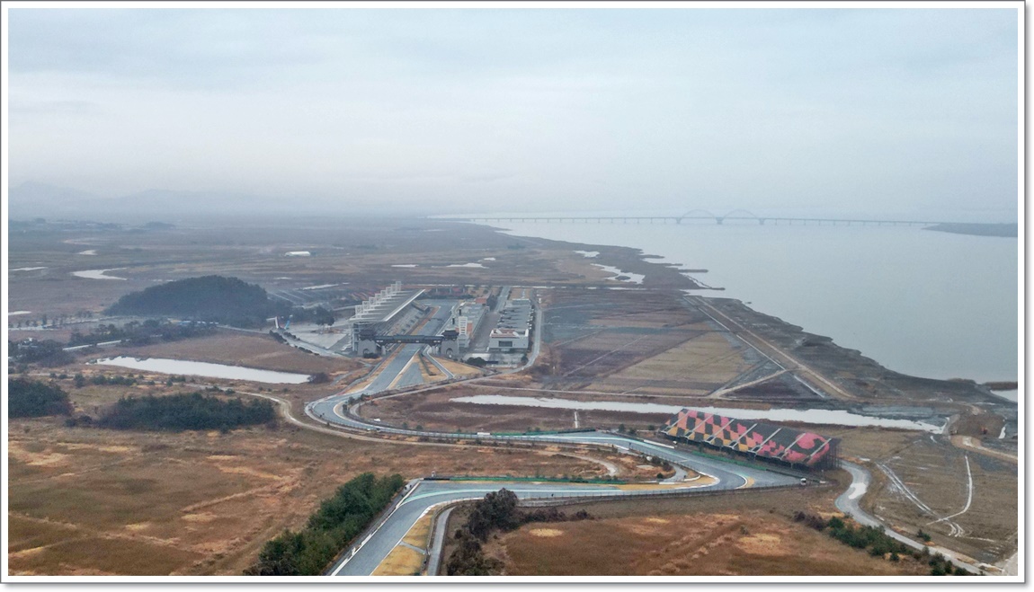 경기장과 멀리2번수로 (4).jpg