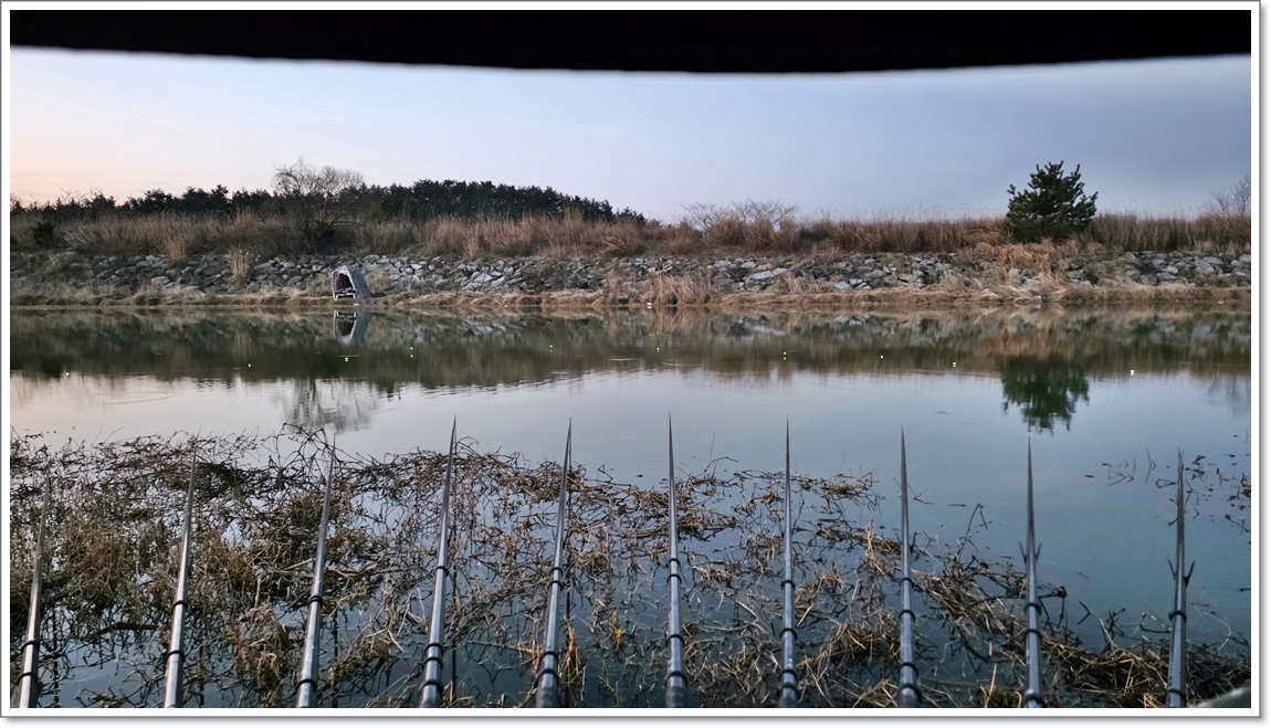 마지막날 동이 터오고.jpg