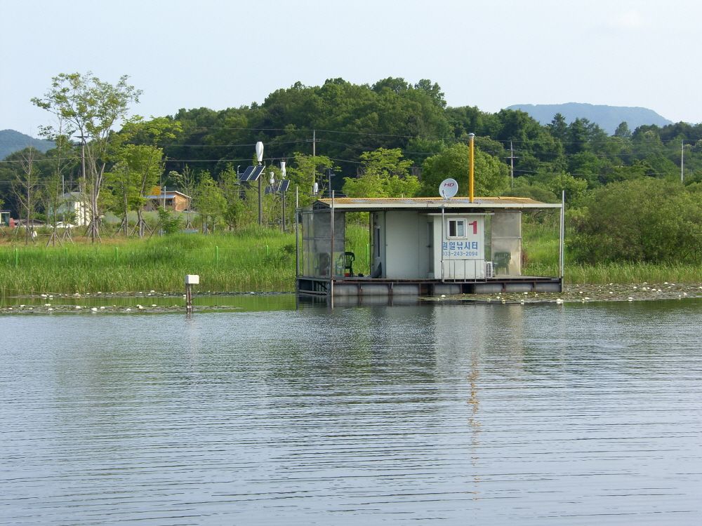SH108871.JPG
