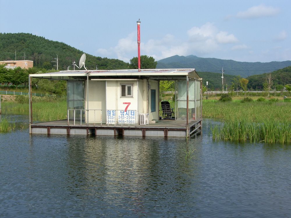 SH108874.JPG
