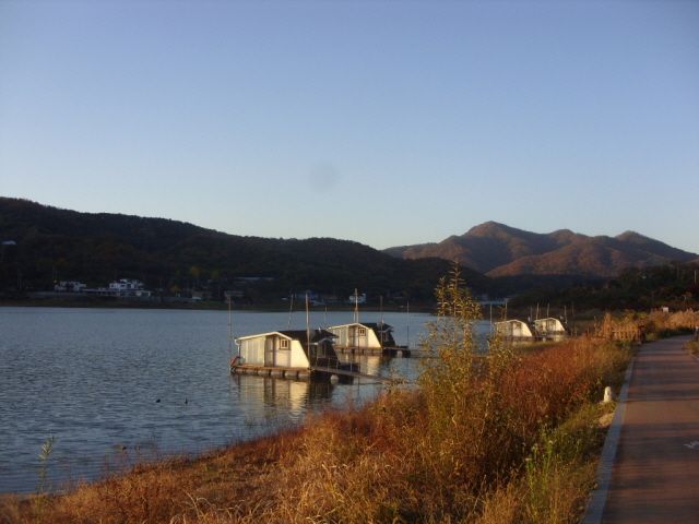 a 001.JPG