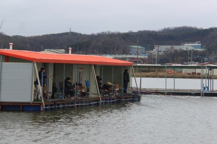 09.jpg