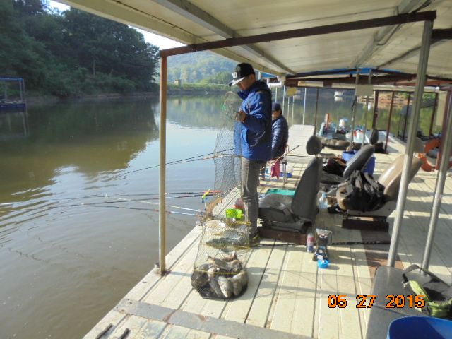 DSC01907.JPG