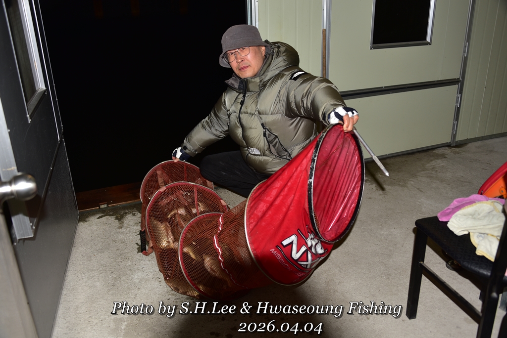 LEE_2870.JPG