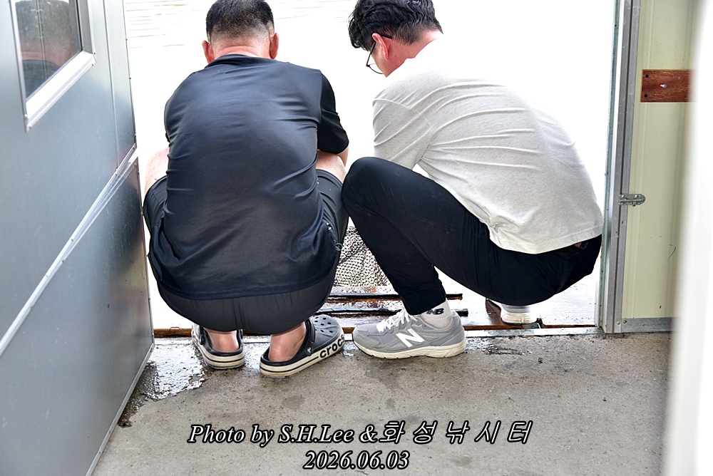 LEE_4895.JPG