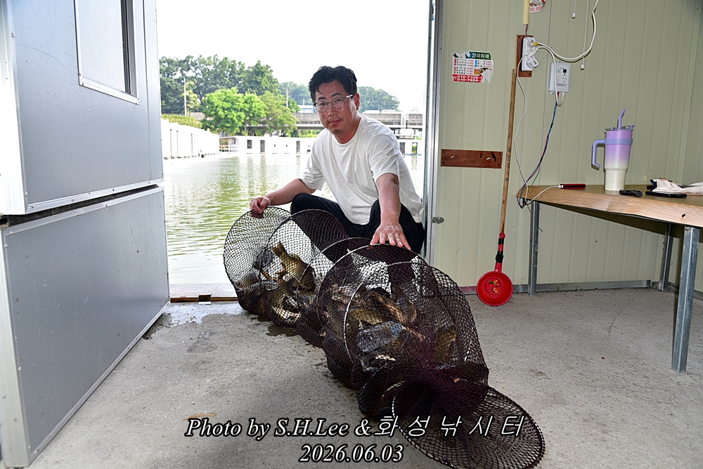 LEE_4899.JPG