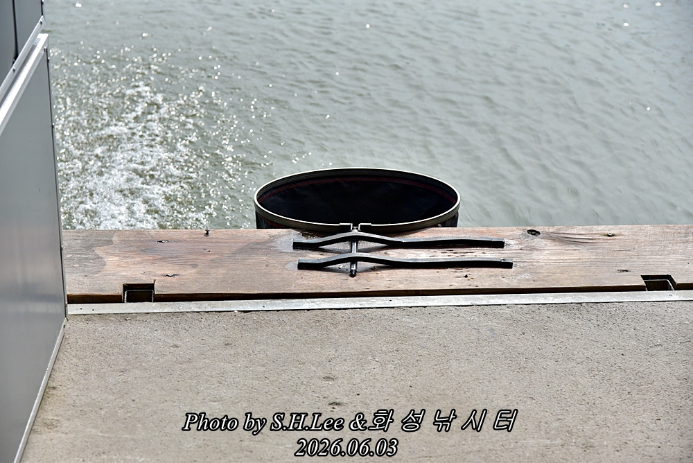 LEE_4911.JPG