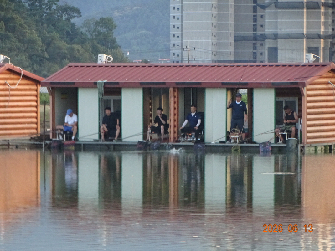 DSC04905.JPG