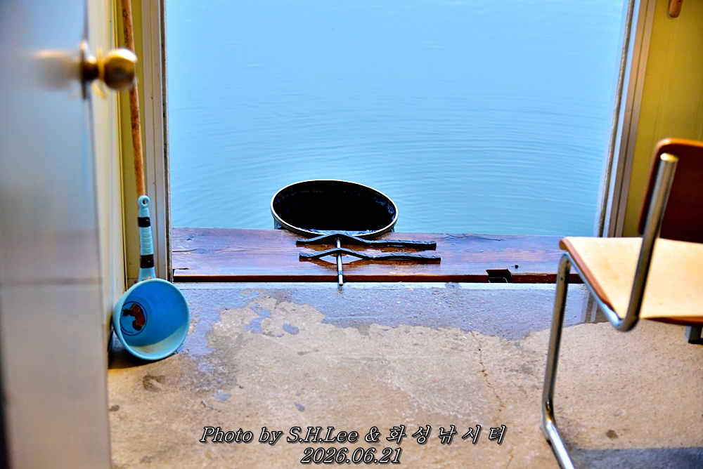 LEE_5377.JPG