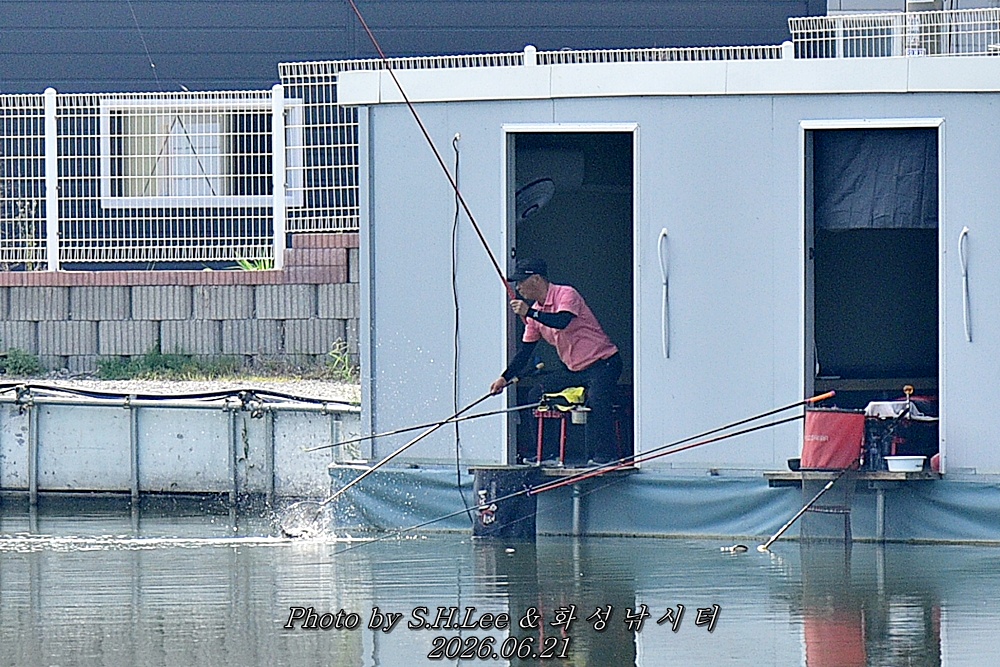LEE_5384.JPG