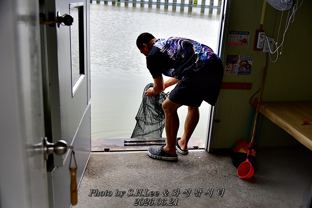LEE_5420.JPG