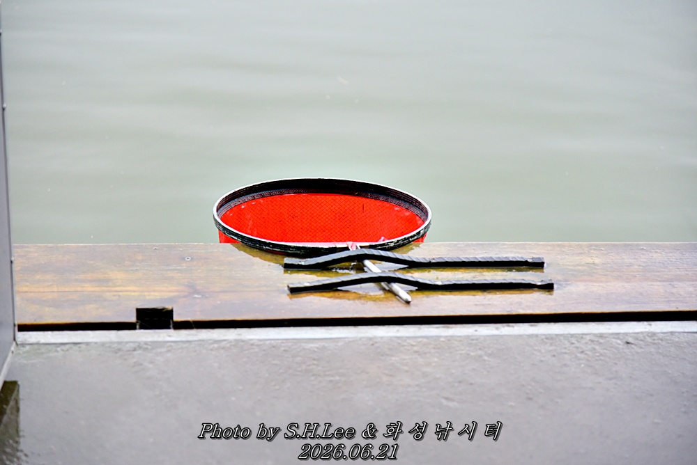 LEE_5506.JPG