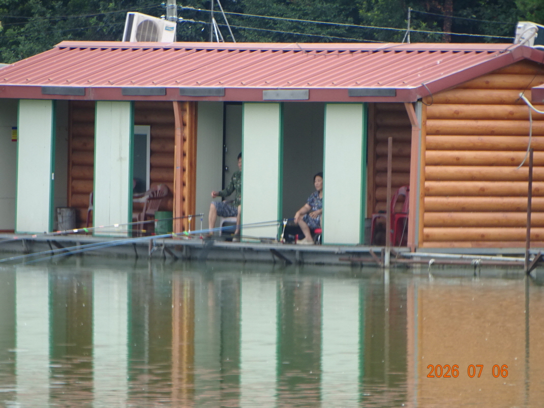 DSC05937.JPG