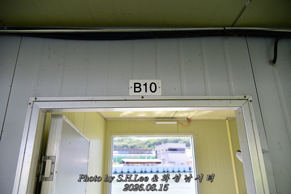 LEE_6708.JPG