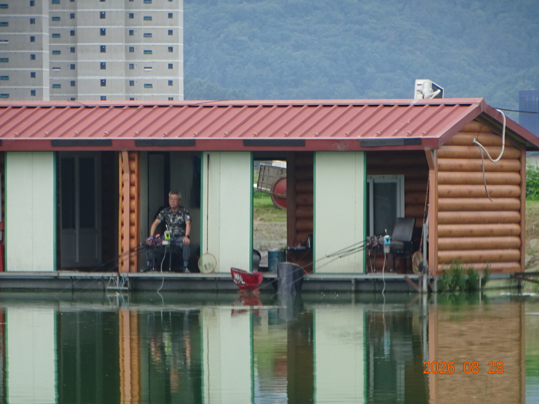 DSC07987.JPG