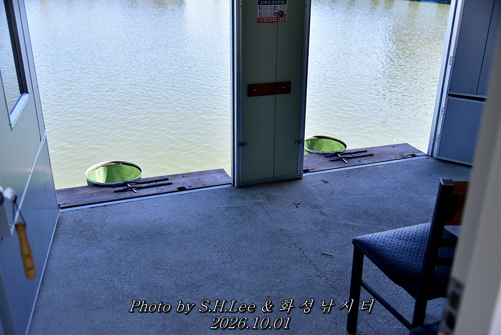 LEE_6870.JPG