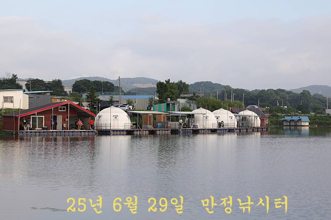 01.jpg