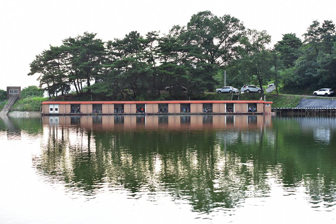 14-26A_4633.jpg