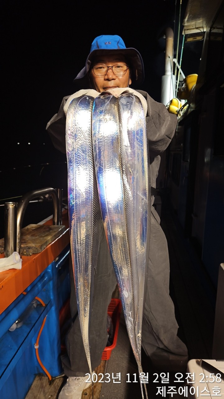 BandPhoto_2023_11_02_11_48_10_1.jpg