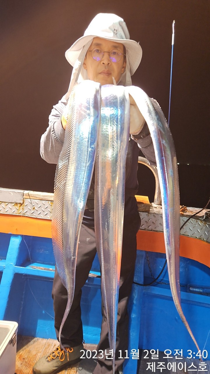 BandPhoto_2023_11_02_11_48_10_3.jpg