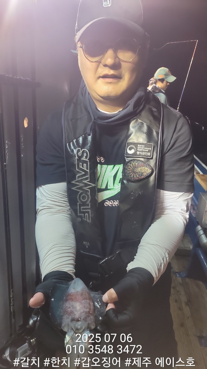 BandPhoto_2025_07_06_10_43_32_6.jpg