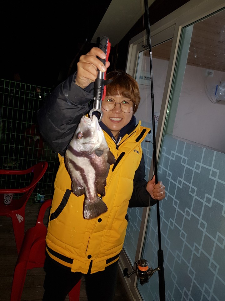 1570572476300-13.jpg