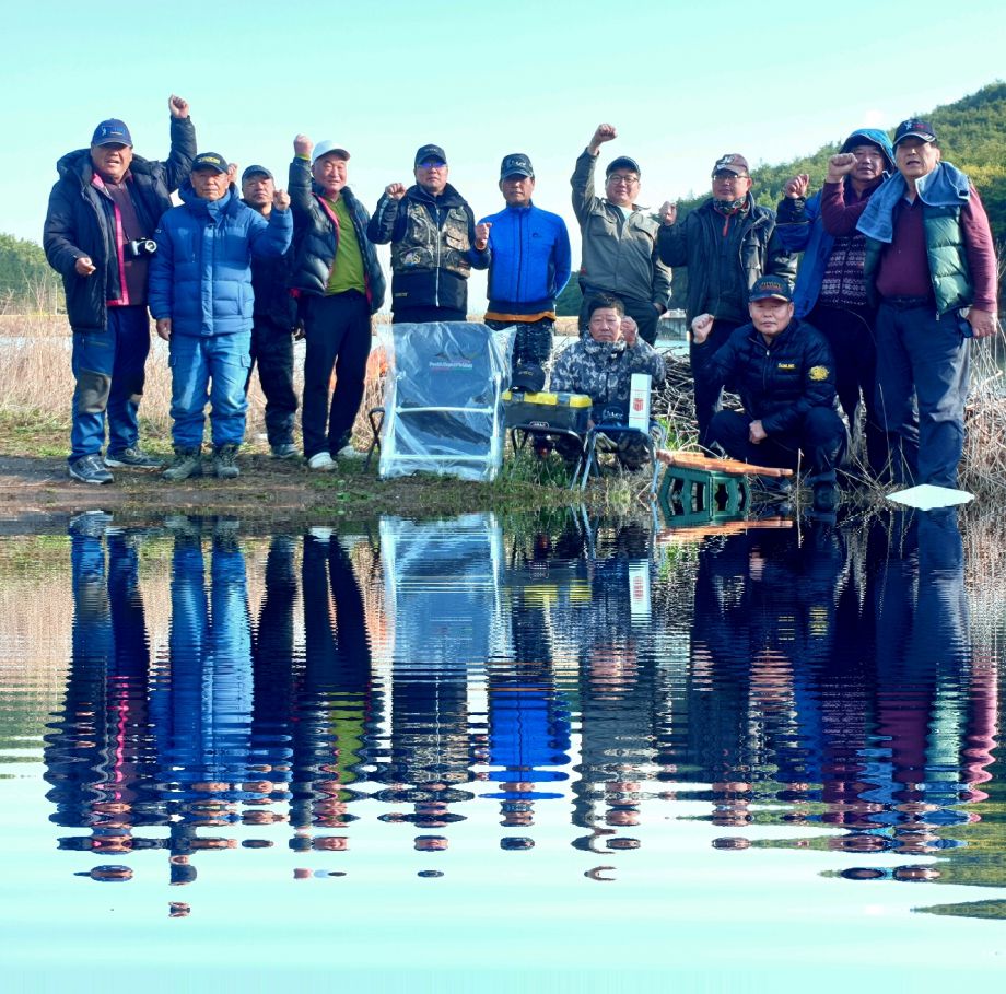 water_reflection_1744519293488[1].jpg